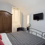 (Room in Naples) Residenza Beccadelli